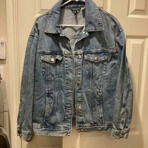 Women’s denim jacket by divided large
